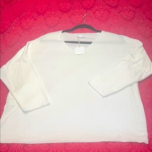 NWT White V-Neck, Knit drop shoulder lightweight top